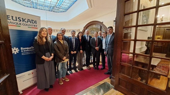El Cluster de Energía participa en un encuentro empresarial con el Embajador de Egipto organizado por Basque Trade & Investment
