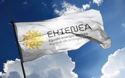 Ekienea obtiene la autorización ambiental para construir el mayor parque fotovoltaico en Euskadi, con 231.000 paneles solares