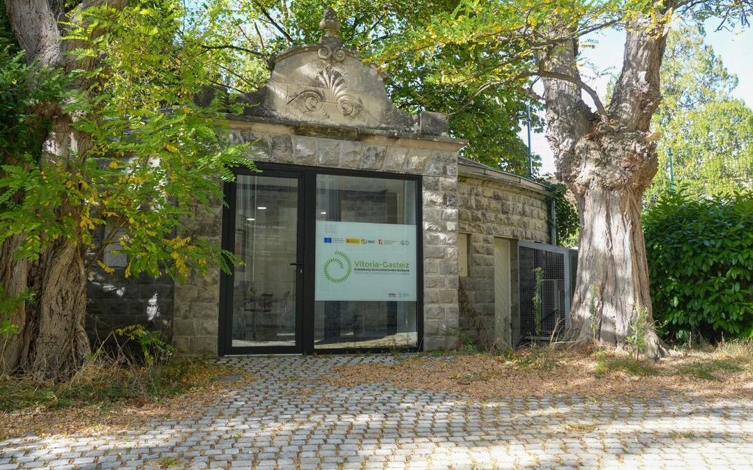 La OTC de Vitoria-Gasteiz, coordinada por R2M Solution Spain, alcanza 950 kWp de potencia instalada en comunidades energéticas