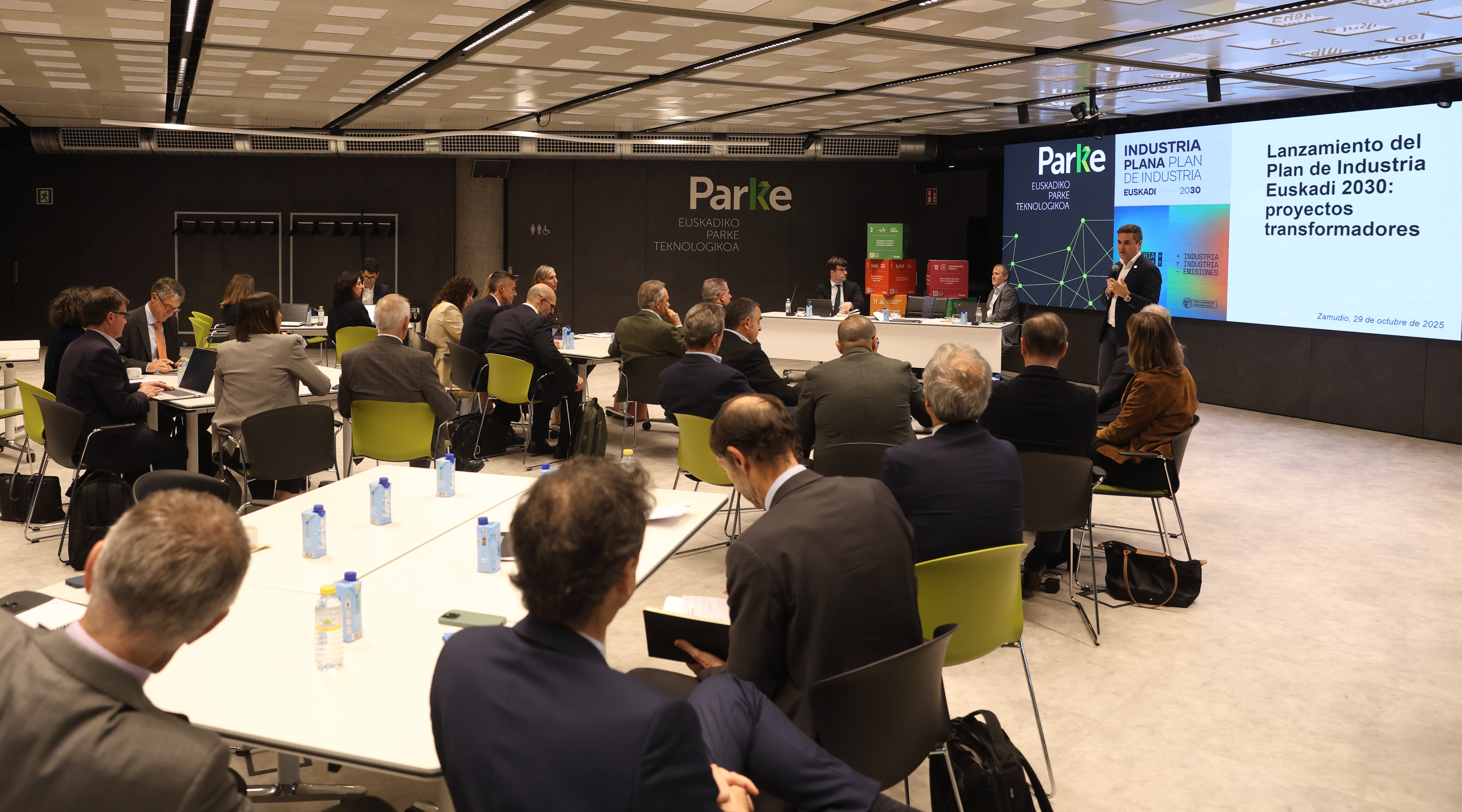 Parke industria recortada