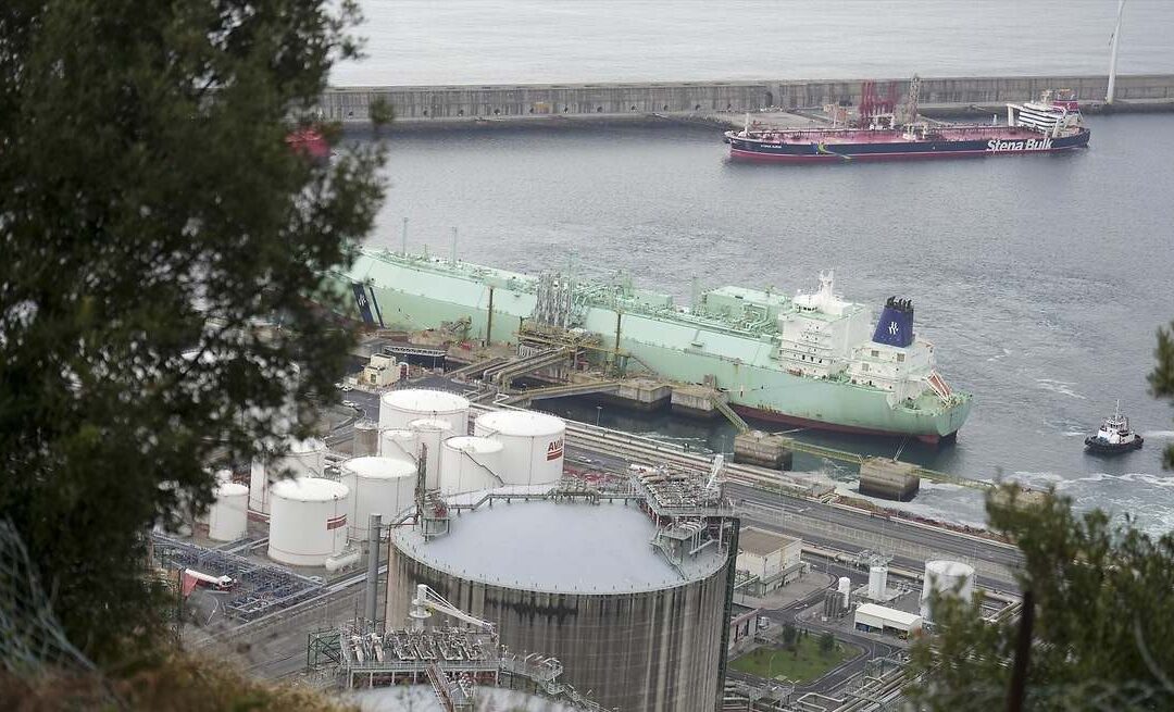 Bahía Bizkaia Gas inicia el servicio de carga de bioGNL tras obtener la certificación ISCC