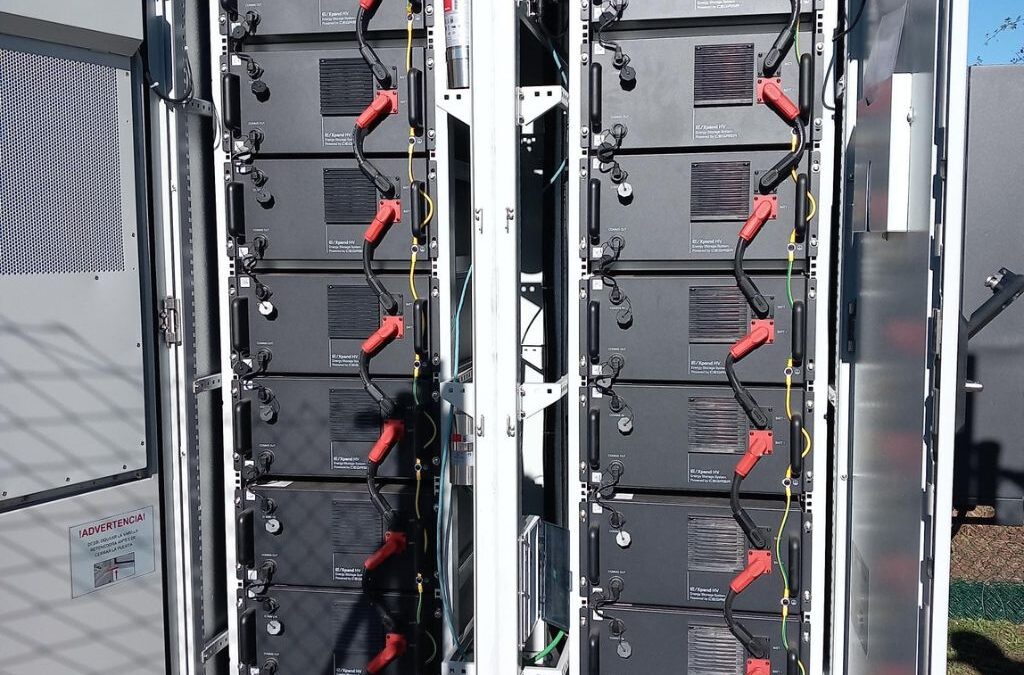 Cegasa Energía implementa un sistema híbrido fotovoltaico con almacenamiento en una planta industrial de reciclaje