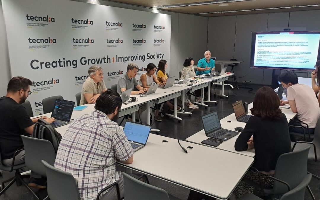 Tecnalia, la Universidad de Deusto, EHU y BASQUENERGY Cluster colaboran para proteger la cadena de suministro de la red eléctrica inteligente ante amenazas cibernéticas